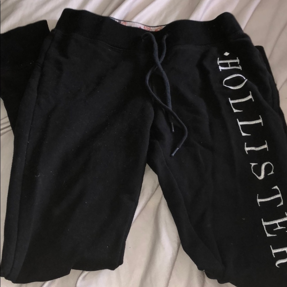 Hollister Sweats